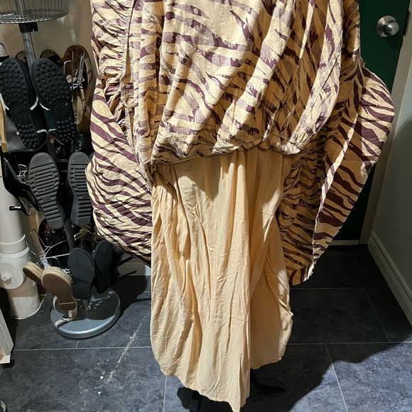 Patterned tiered maxi dress - Picture 8 of 12